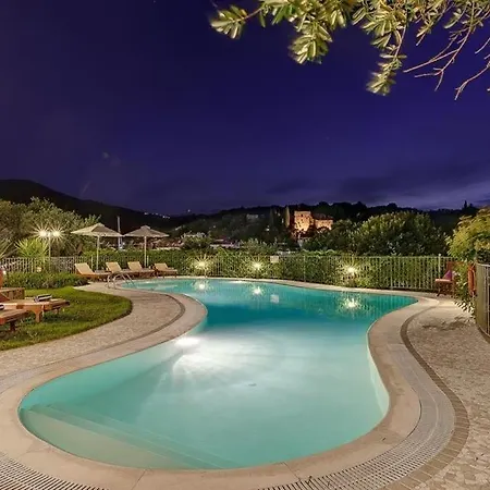 Sleeps 9 Pool Air Con Wifi ヴィラ
